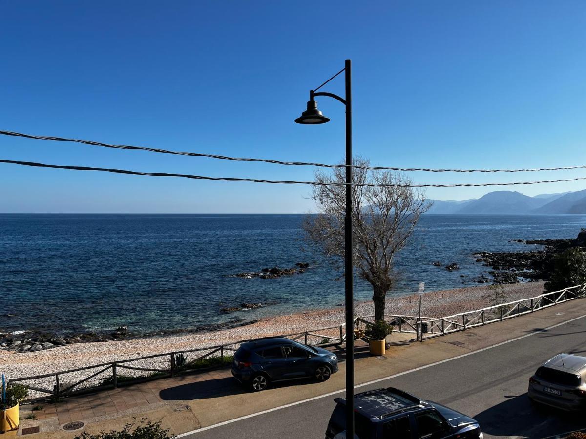 Fronte Mare Apartment Cala Gonone Exterior photo